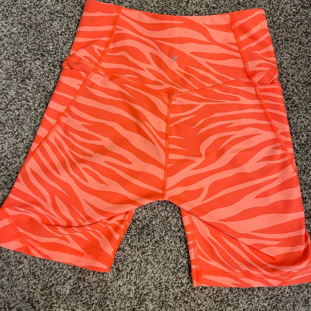 Old navy active